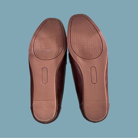 Kim Rogers Ultra Comfort Chocolate Loafers with Chain Detail NWOT 7.5W Eileen - Picture 4 of 8